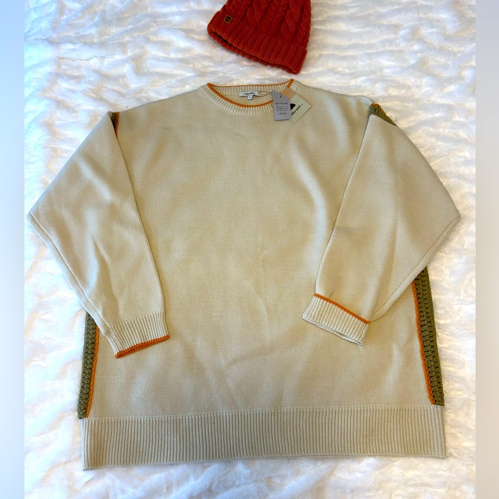 NWT Niko and … Crew neck sweater crochet knit detailing Large